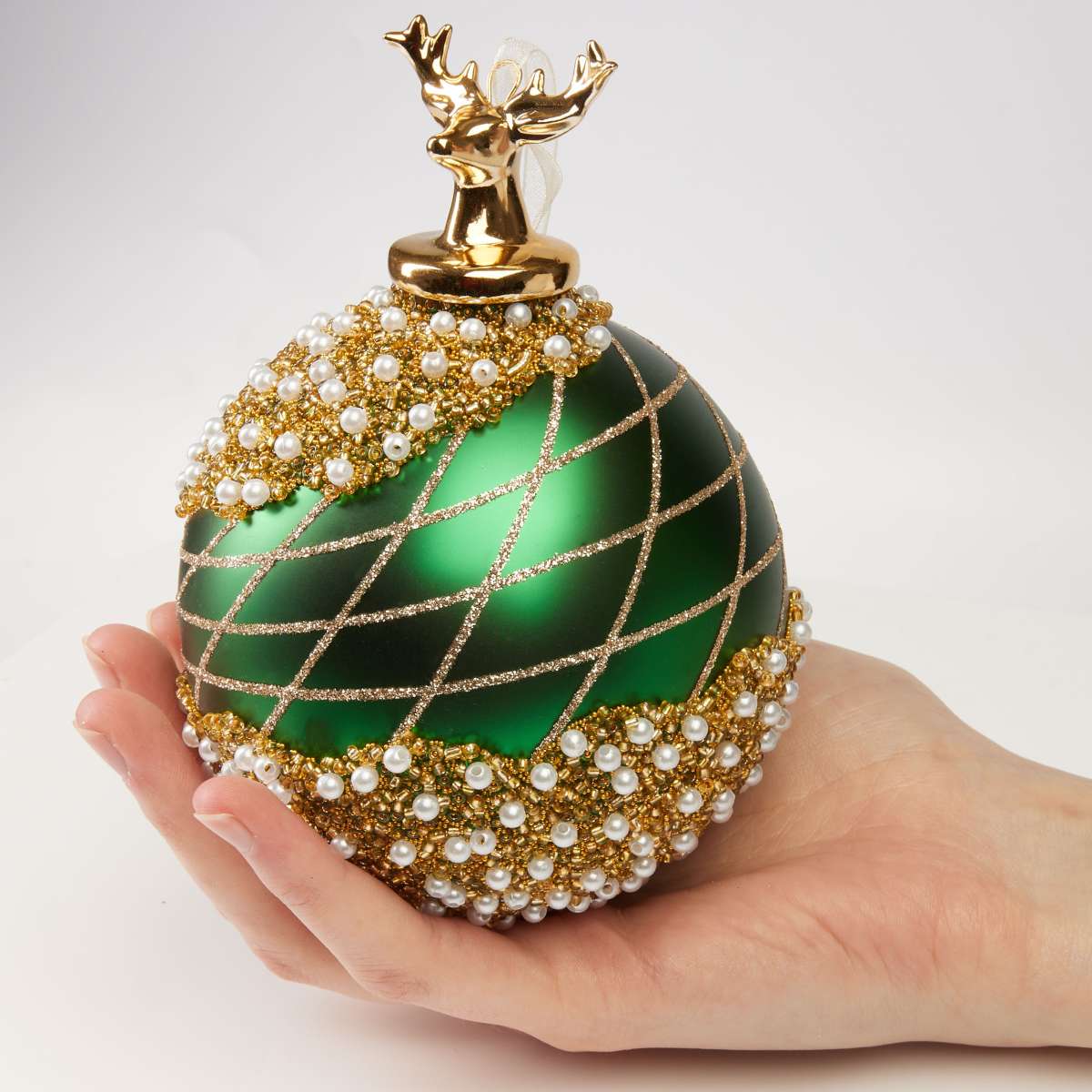 Premium Weihnachtskugel Grün mit Hirsch Figur Gold