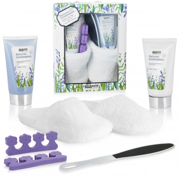 7-tlg. Bade- und Fußpflege Set inkl. 1 Paar Slipper - mit Lavendel & Salbei Minze Extrakten
